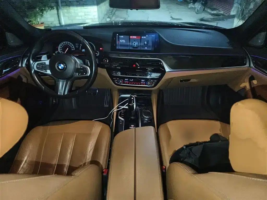 2018 BMW 5 Series 530Li Luxury M Sport Package — миниатюра 13