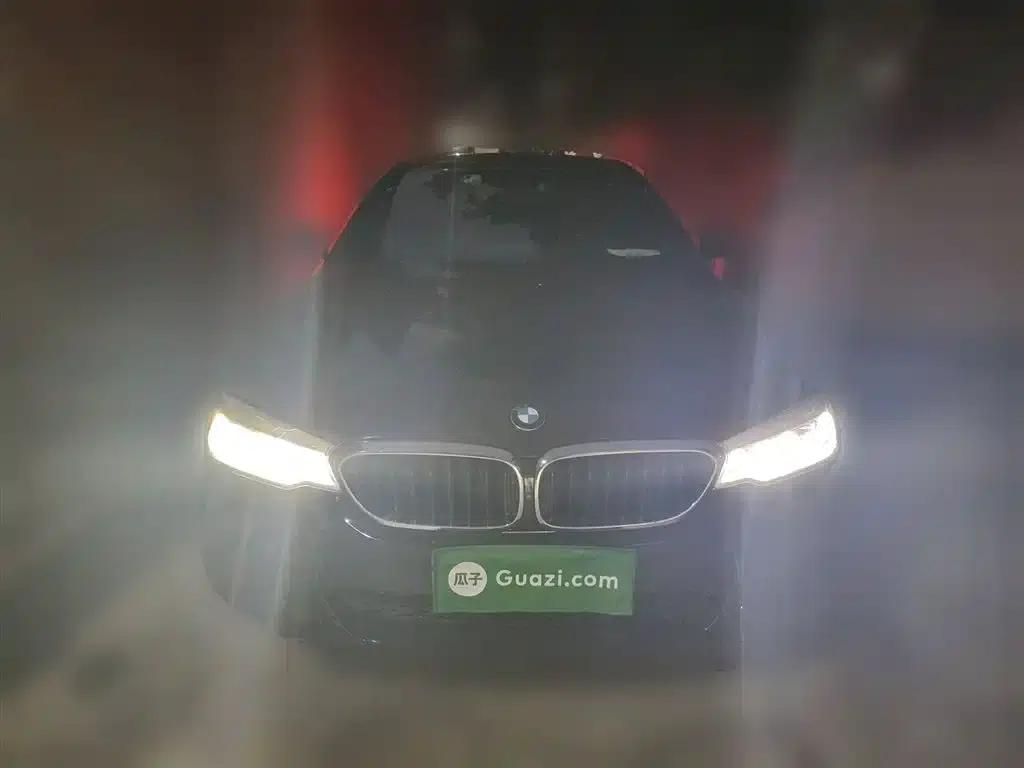 2018 BMW 5 Series 530Li Luxury M Sport Package — миниатюра 24