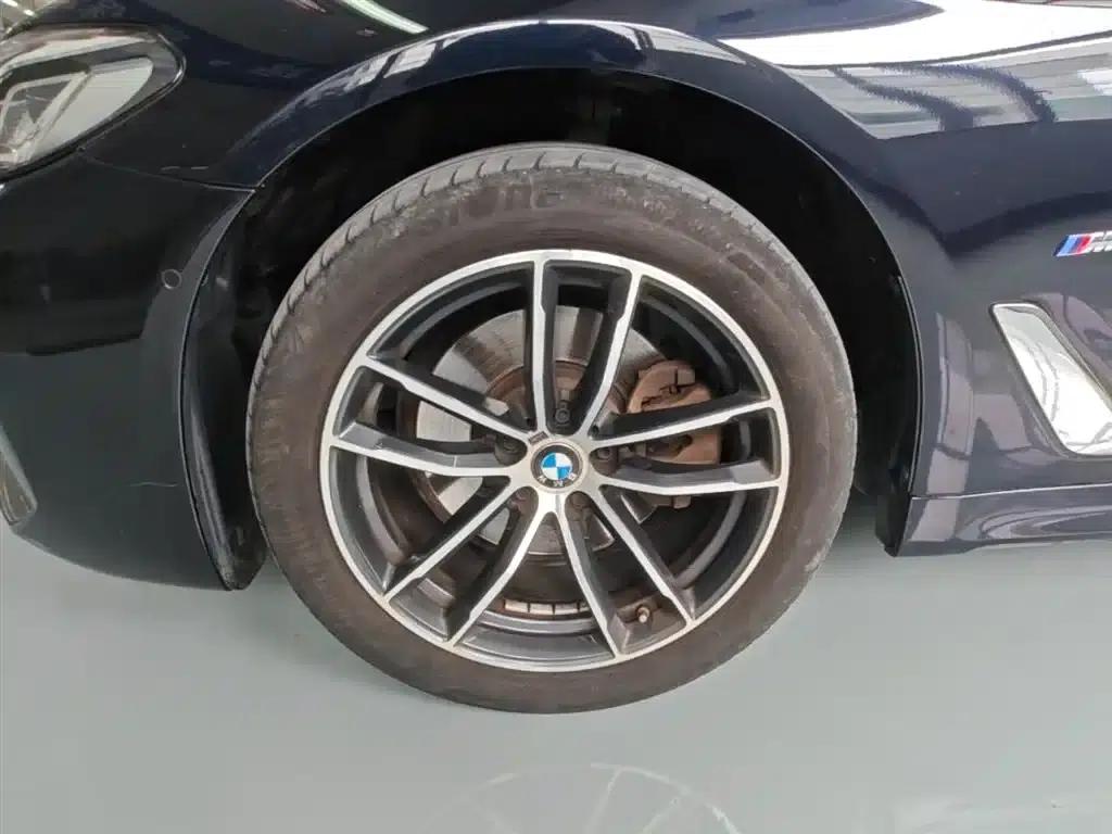 BMW 5 Series 2022 Facelift II 525Li M Sport Package — миниатюра 23