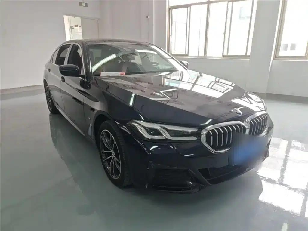 BMW 5 Series 2022 Facelift II 525Li M Sport Package — миниатюра 4