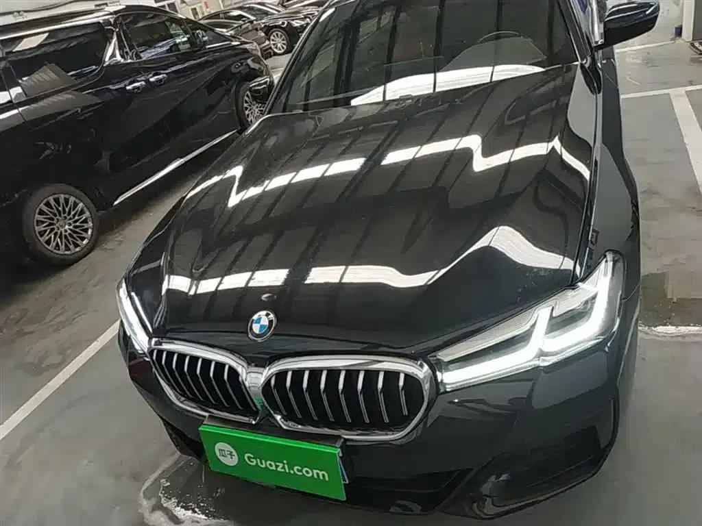 2023 BMW 5 Series 530Li Leading Edition M Sport Package — миниатюра 3