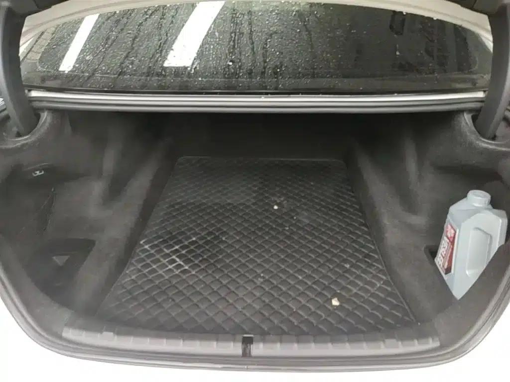2018 BMW 5 Series 525Li M Sport Package — миниатюра 19