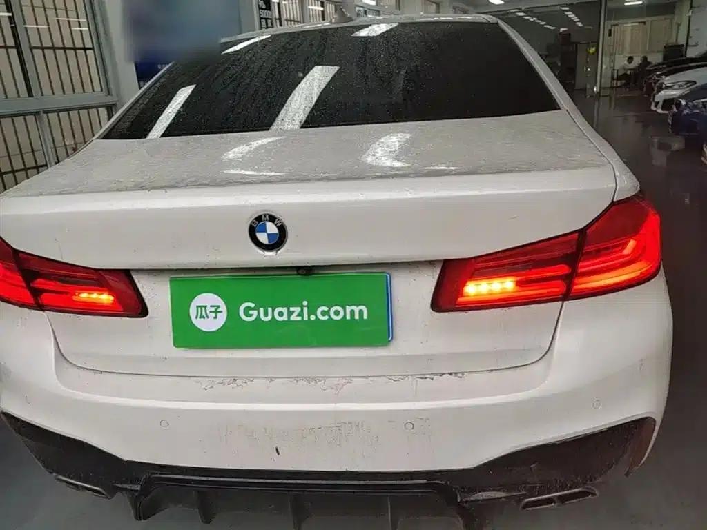 2018 BMW 5 Series 525Li M Sport Package — миниатюра 6