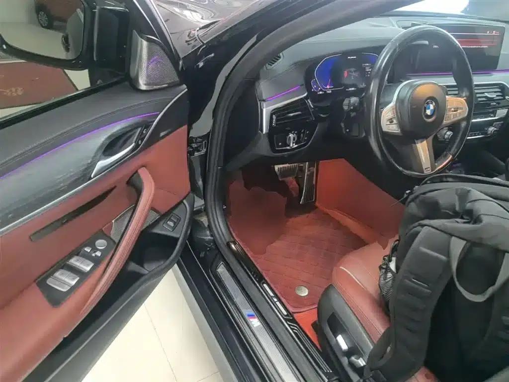 2023 BMW 5 Series 530Li Leading Edition M Sport Package — миниатюра 16
