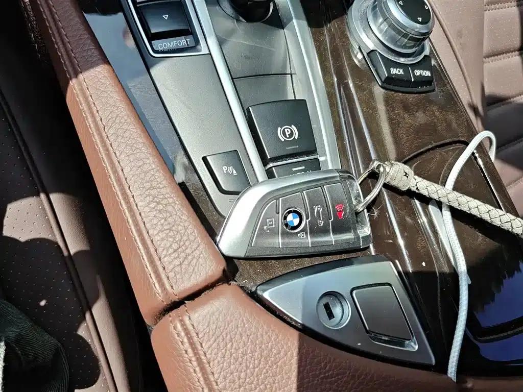 BMW 5 Series 2017 525Li Leading Edition — миниатюра 12