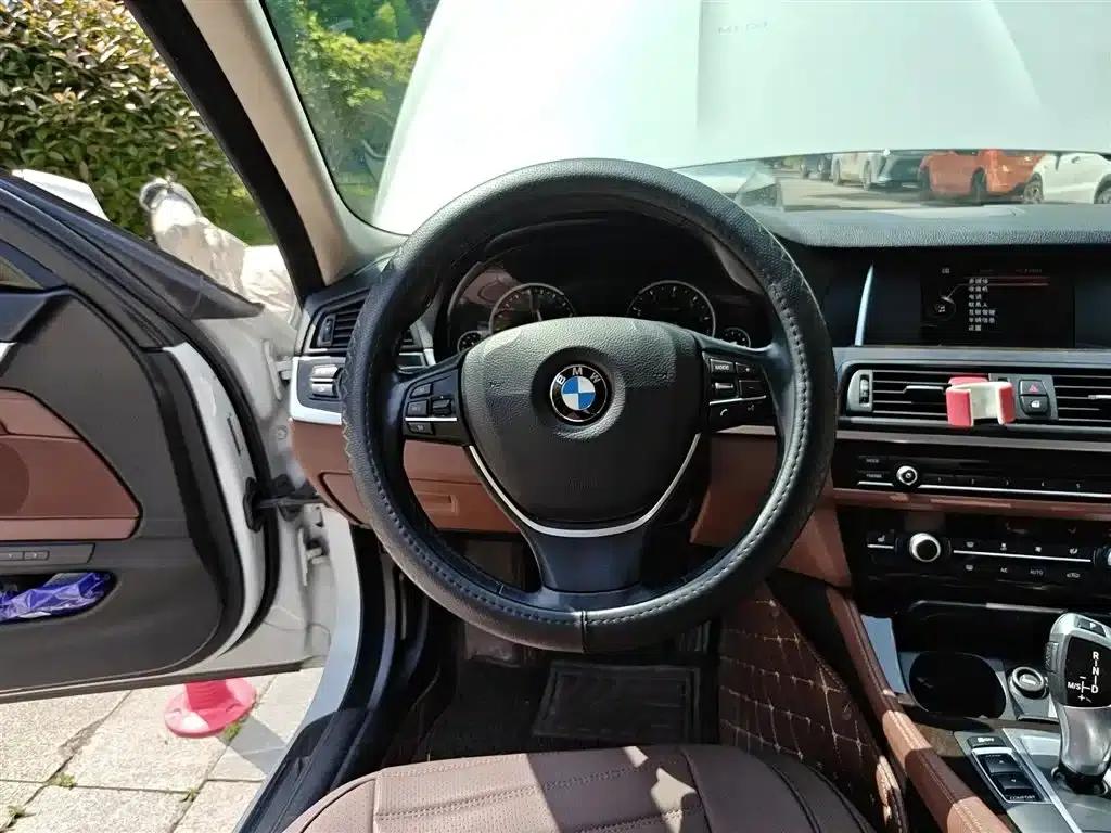 BMW 5 Series 2017 525Li Leading Edition — миниатюра 3