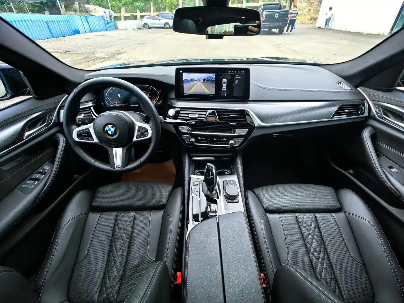 2021 BMW 5 Series Imported Model 525i M Sport Package — миниатюра 5