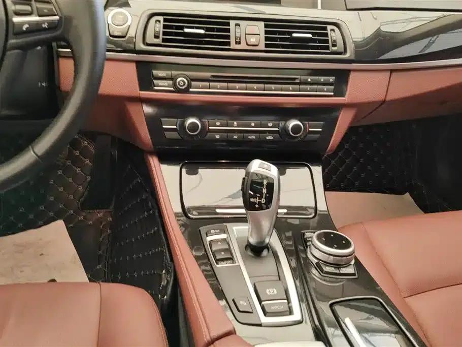 2014 BMW 5 Series Imported Model 520i Elegant Edition — миниатюра 16