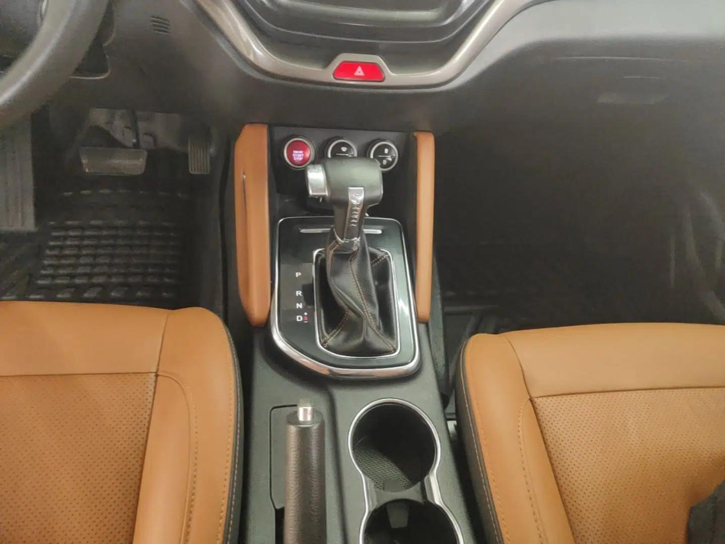 CHANGAN OSHAN CX70 2018 CX70T 1.5T Automatic Tianqing Edition — миниатюра 17