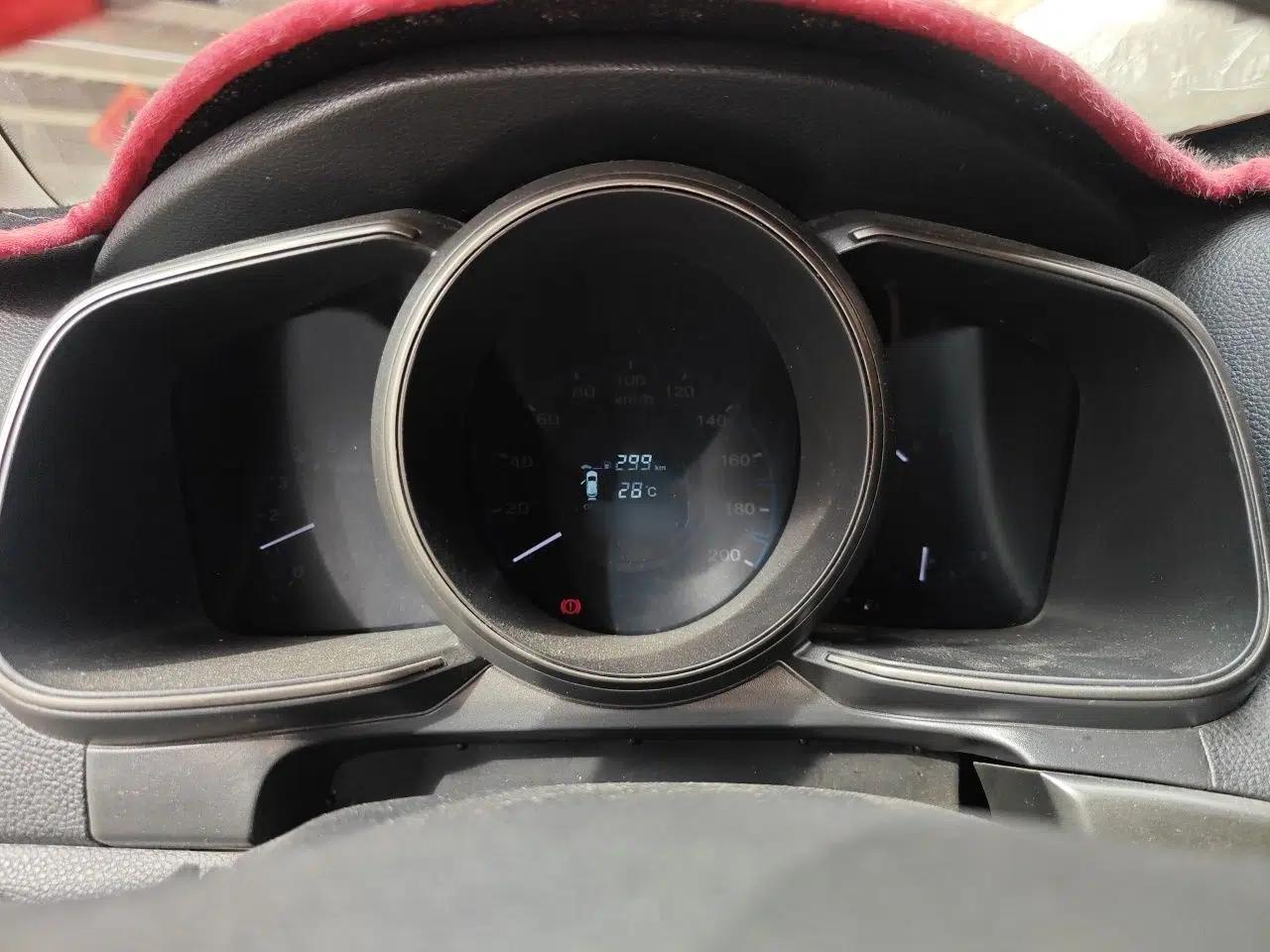 CHANGAN OSHAN CX70 2016 1.6L Manual Luxury Model — миниатюра 10