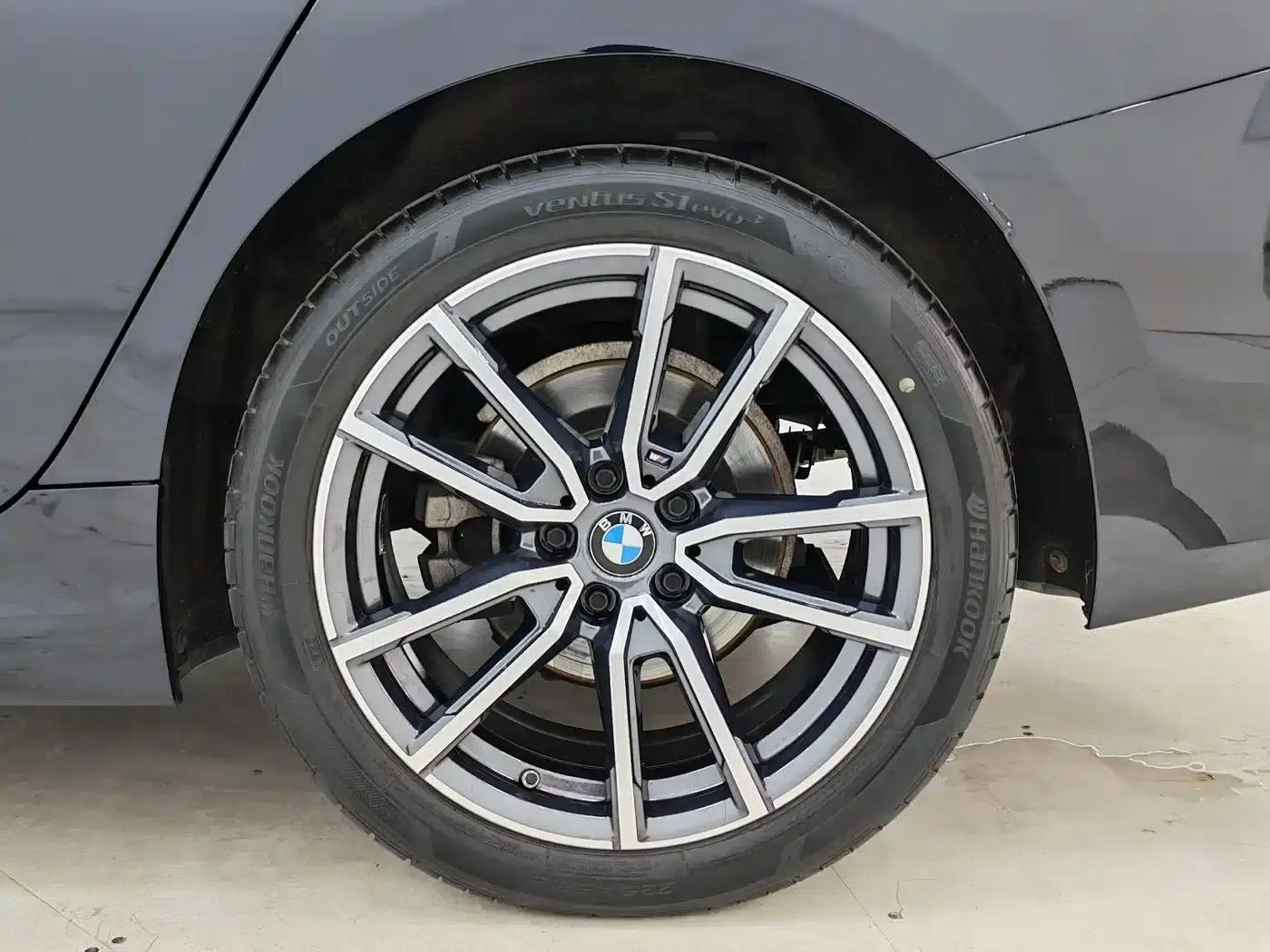 2023 BMW 3 Series 320Li M Sport Package — миниатюра 17