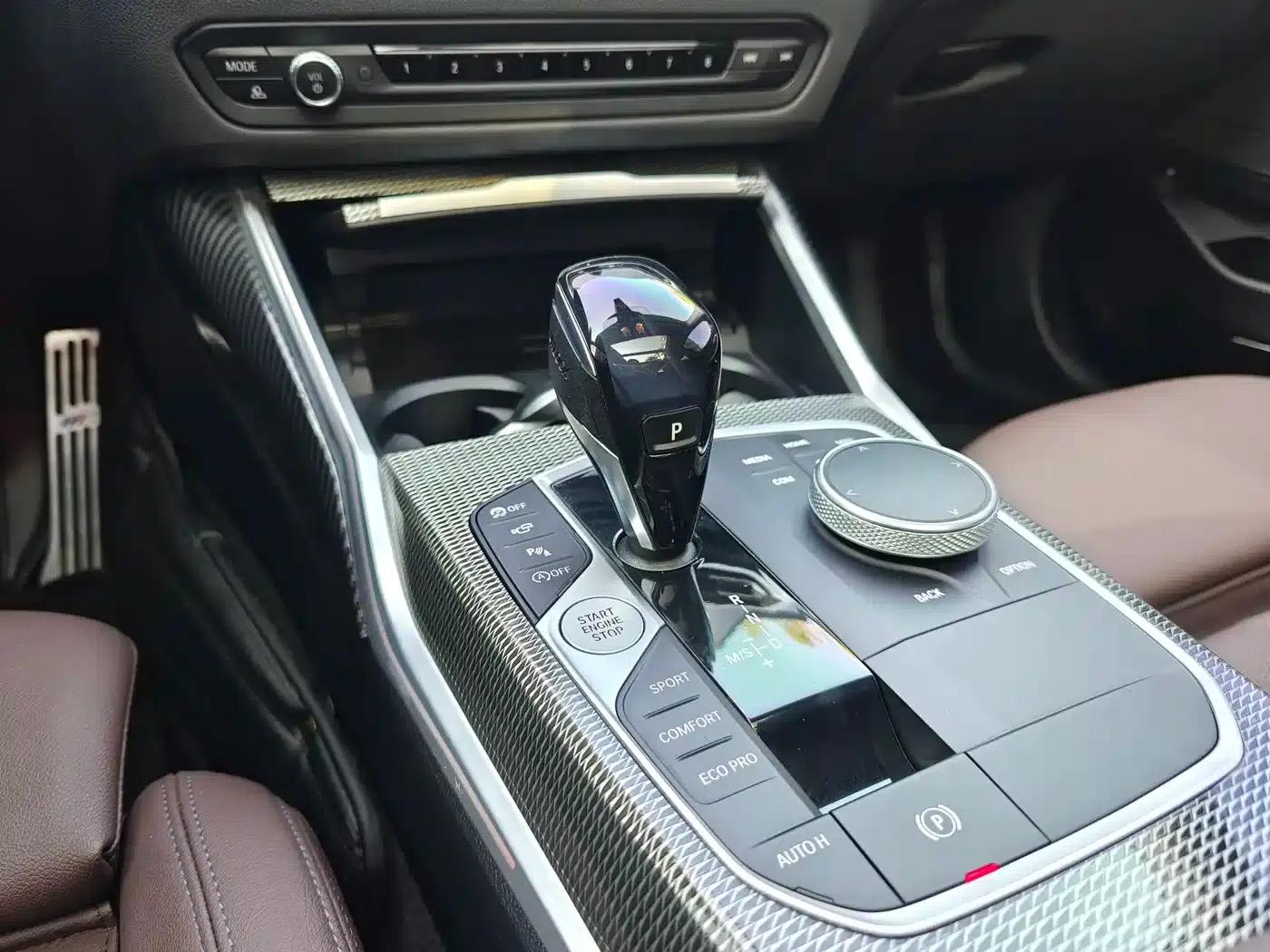 2021 BMW 3 Series 325Li M Sport Shadow Edition — миниатюра 13