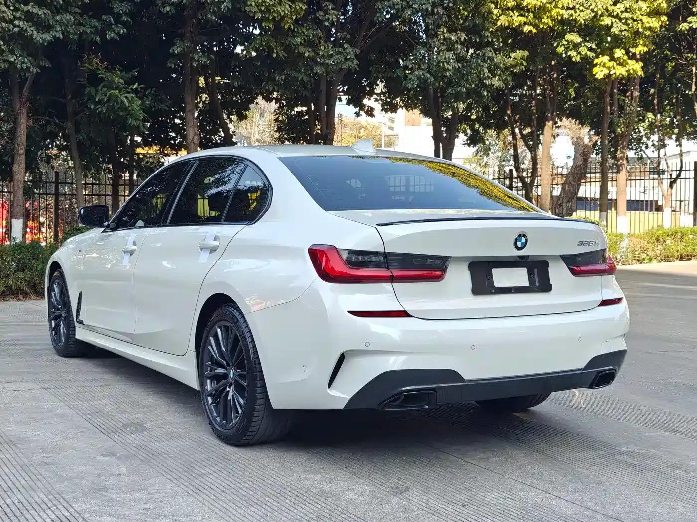 2021 BMW 3 Series 325Li M Sport Shadow Edition — миниатюра 16