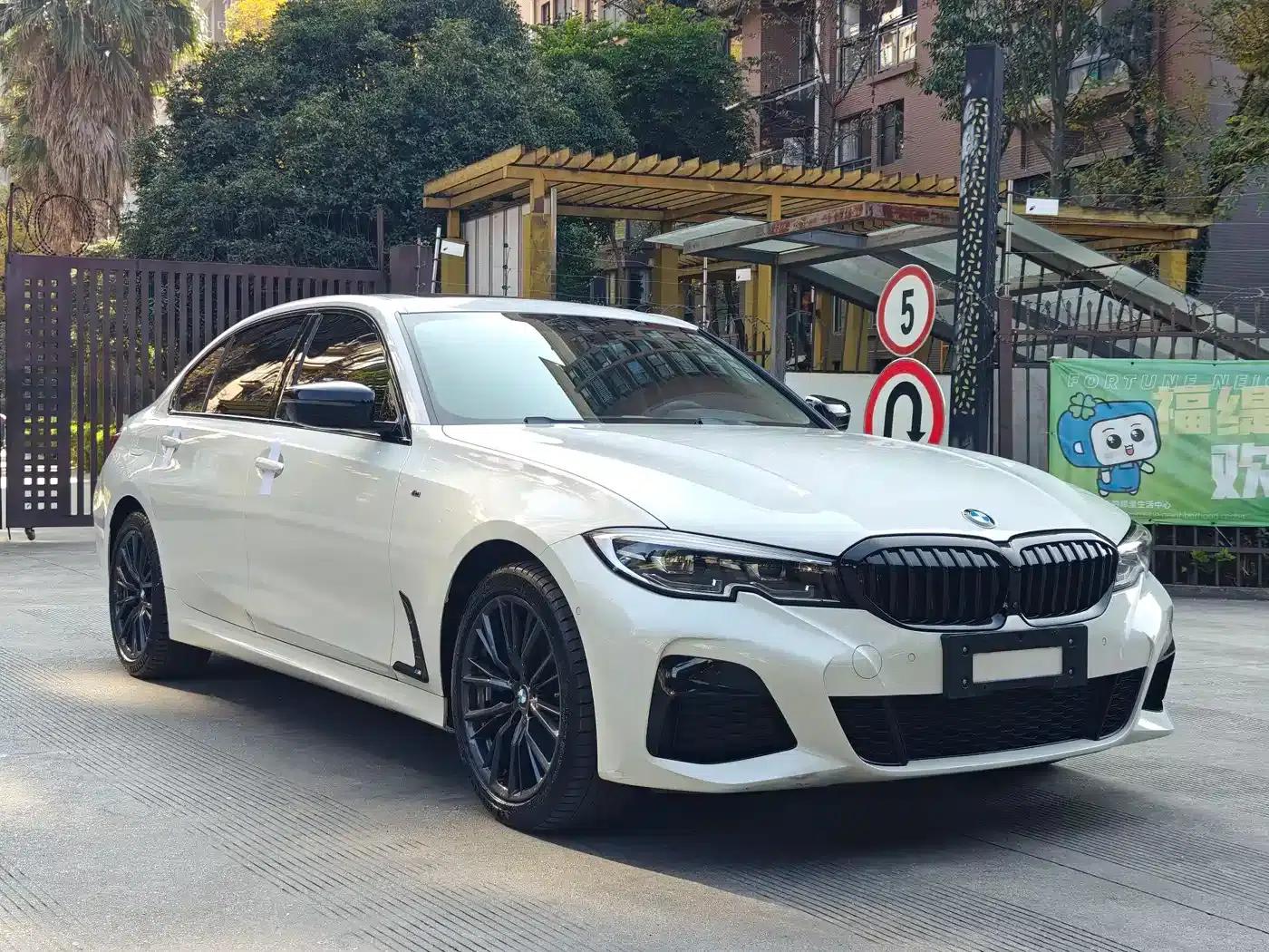 2021 BMW 3 Series 325Li M Sport Shadow Edition — миниатюра 3