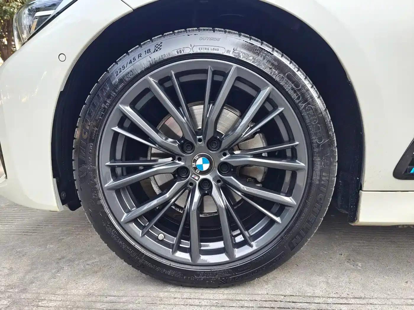 2021 BMW 3 Series 325Li M Sport Shadow Edition — миниатюра 22