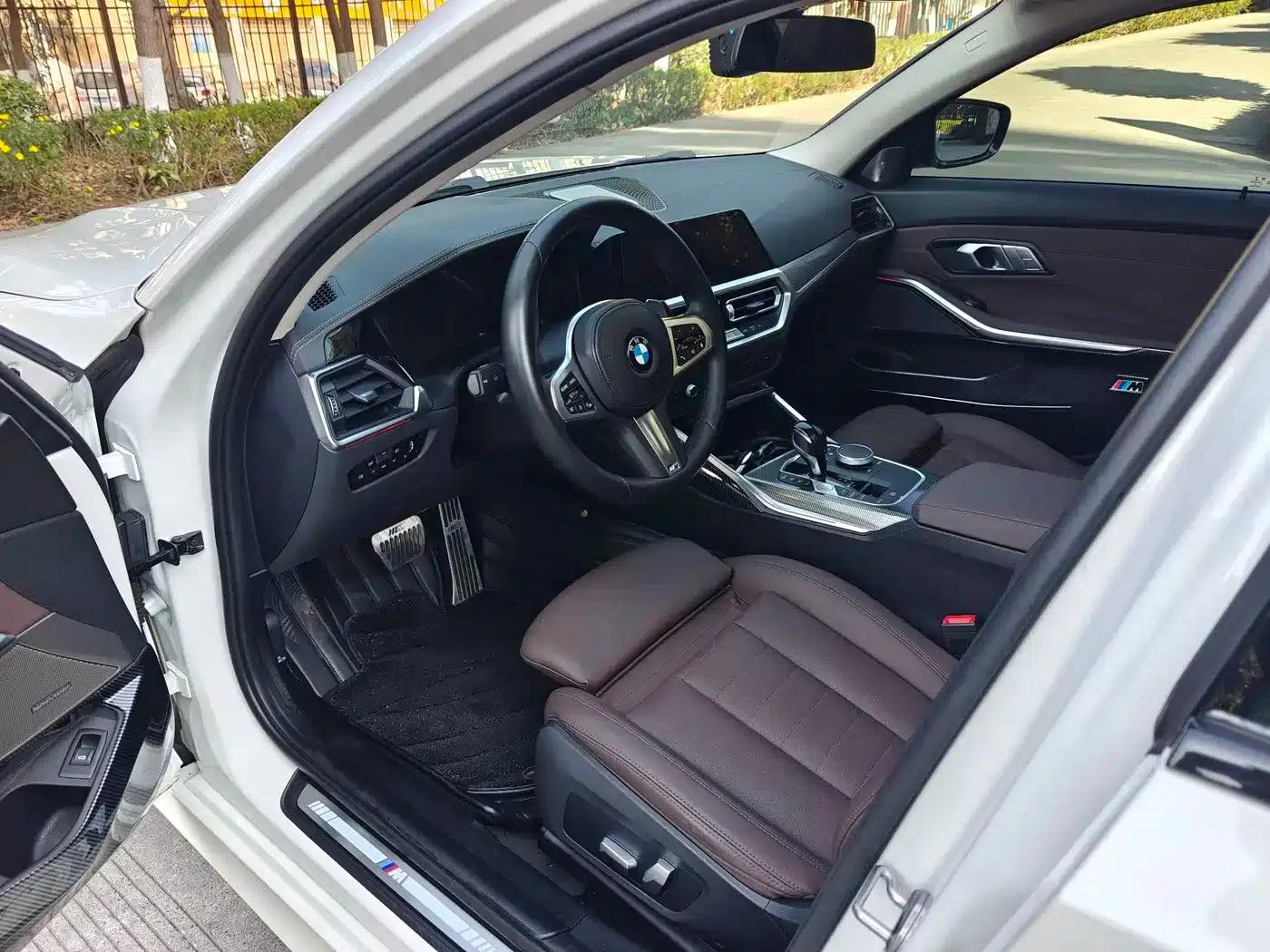 2021 BMW 3 Series 325Li M Sport Shadow Edition — миниатюра 4