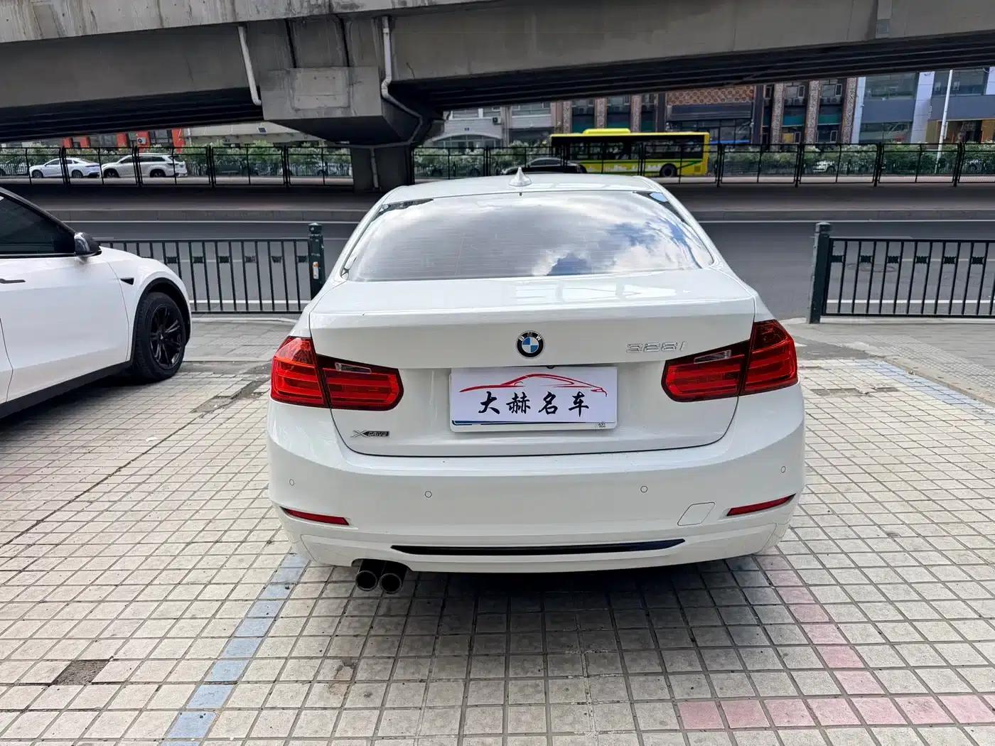 2015 BMW 3 Series 328i xDrive Sport Design Package — миниатюра 5