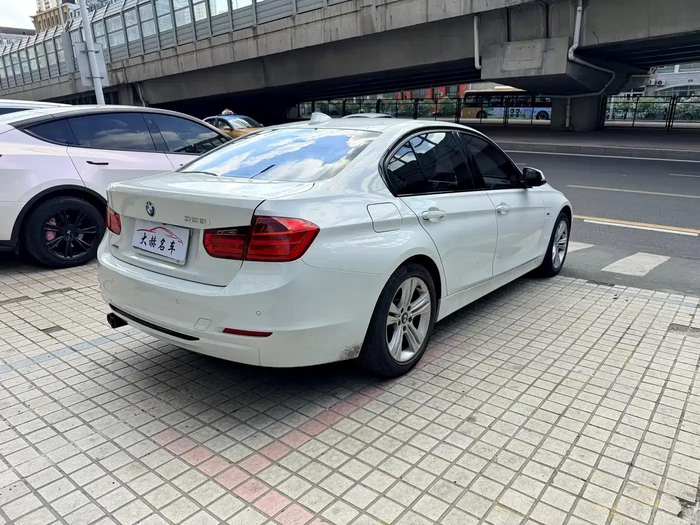 2015 BMW 3 Series 328i xDrive Sport Design Package — миниатюра 6