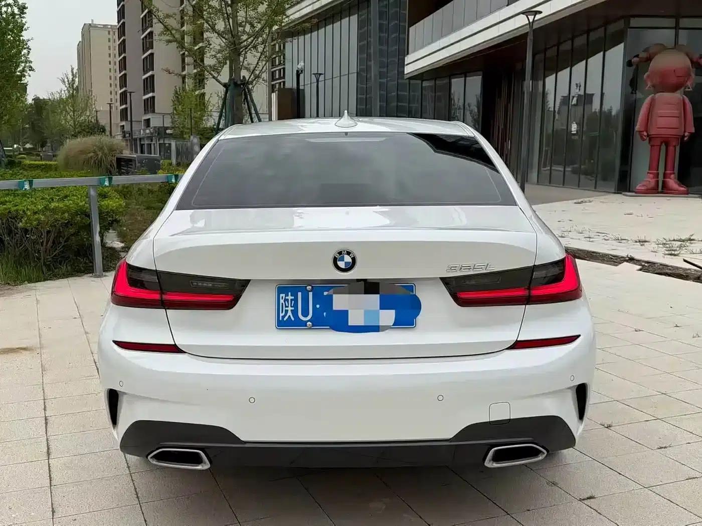 2022 BMW 3 Series 325Li M Sport Package — миниатюра 8