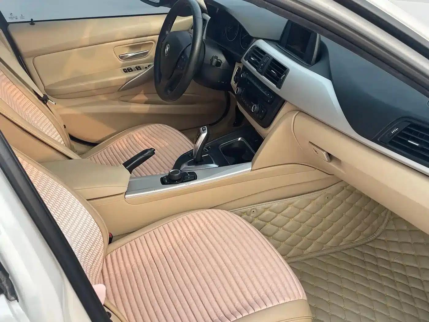 BMW 3 Series 2015 320i Fashion Edition — миниатюра 14