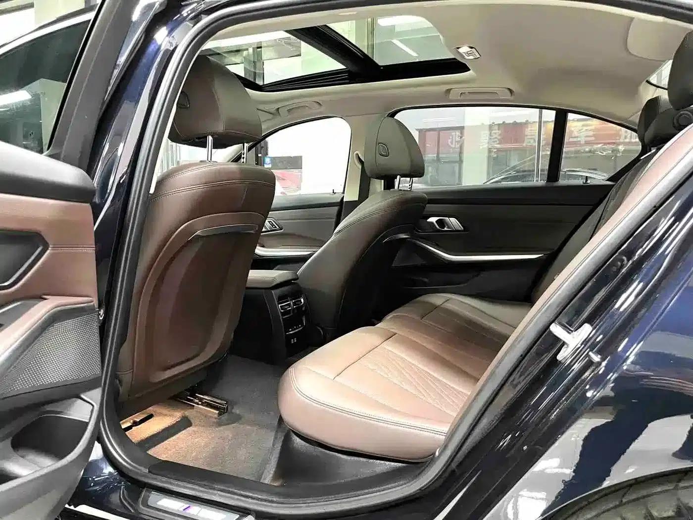 2023 BMW 3 Series 320Li M Sport Package — миниатюра 10