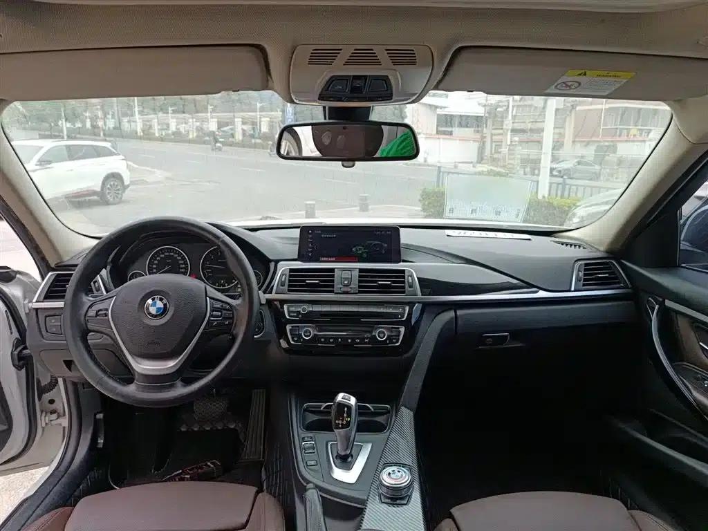 BMW 3 Series 2019 320Li Fashion Edition — миниатюра 12