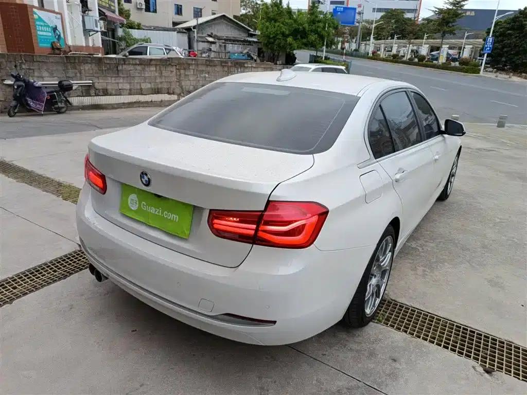 BMW 3 Series 2019 320Li Fashion Edition — миниатюра 23
