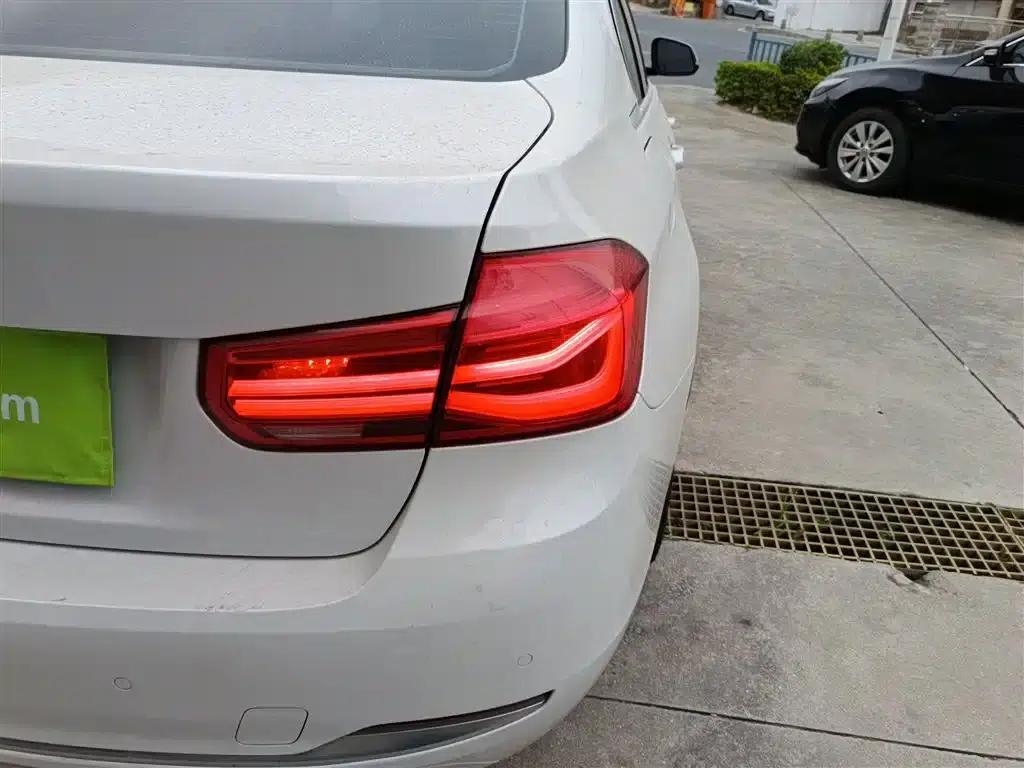 BMW 3 Series 2019 320Li Fashion Edition — миниатюра 24
