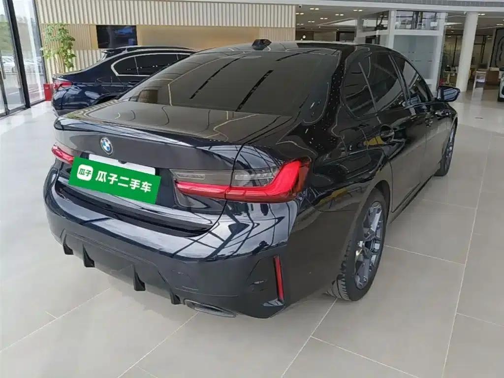 2025 BMW 3 Series 330Li M Sport Shadow Edition — миниатюра 7