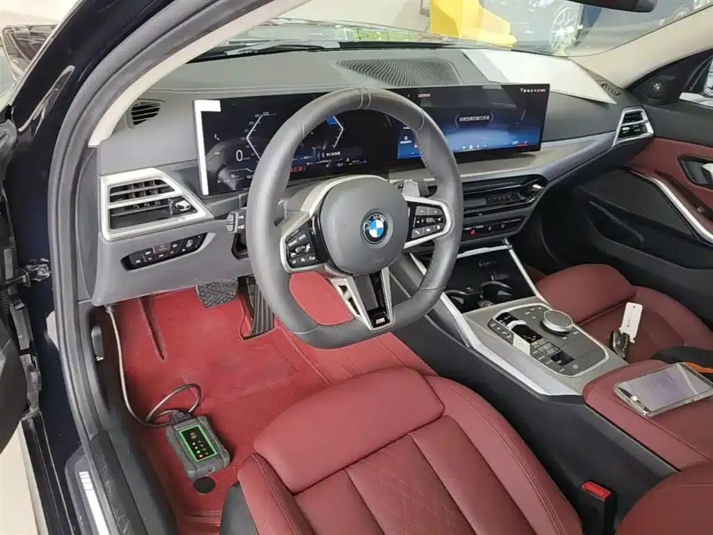 2025 BMW 3 Series 330Li M Sport Shadow Edition — миниатюра 10