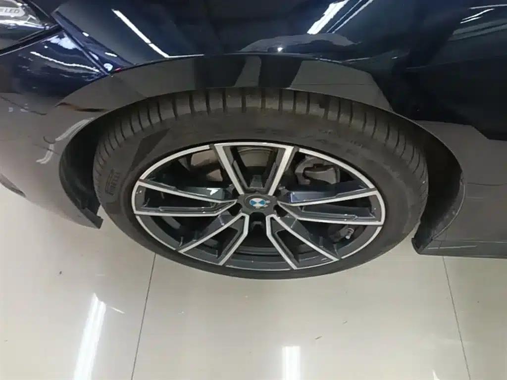 2024 BMW 3 Series 325Li M Sport Package — миниатюра 23