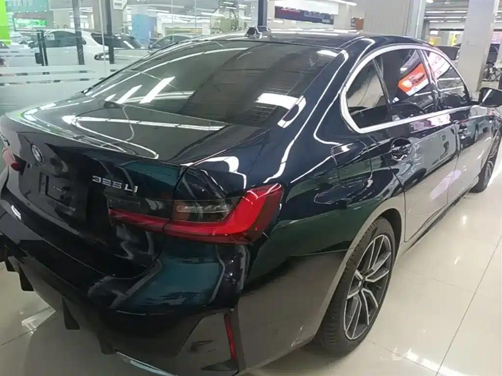 2024 BMW 3 Series 325Li M Sport Package — миниатюра 7