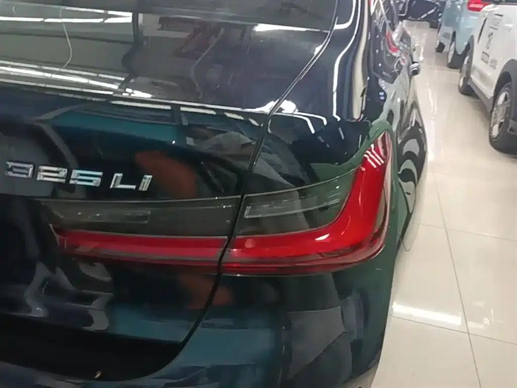 2024 BMW 3 Series 325Li M Sport Package — миниатюра 8