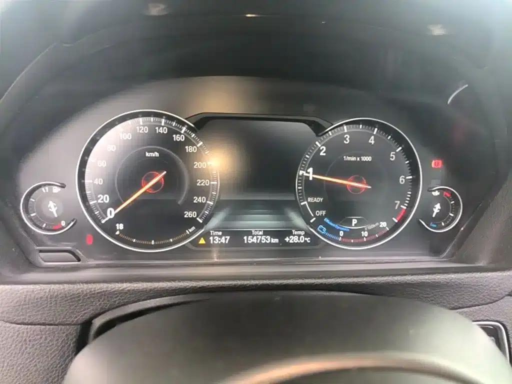 2018 BMW 3 Series 320Li Leading M Sport Package — миниатюра 12