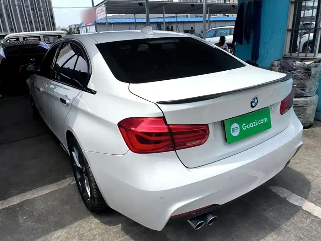 2018 BMW 3 Series 320Li Leading M Sport Package — миниатюра 5