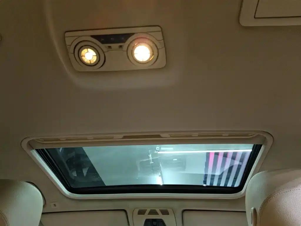 BMW 3 Series 2014 320Li Fashion Edition — миниатюра 18