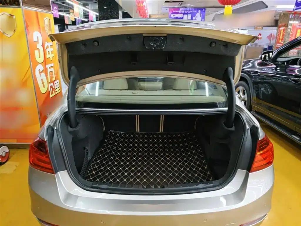 BMW 3 Series 2014 320Li Fashion Edition — миниатюра 19