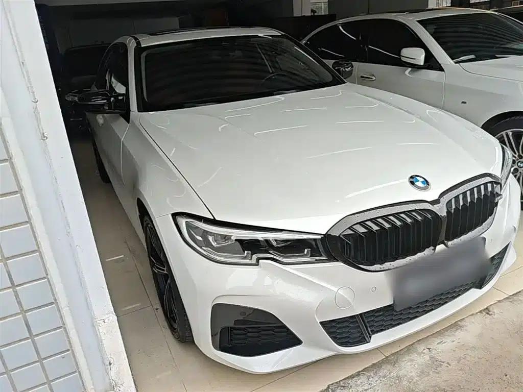BMW 3 Series 2021 Facelift II 325i M Sport Package — миниатюра 4