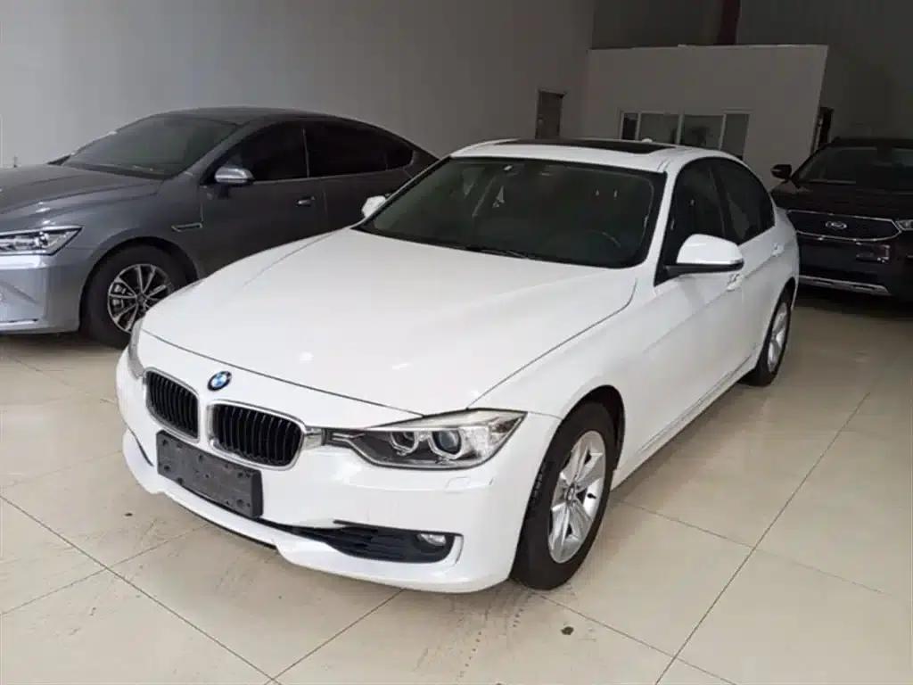 2014 BMW 3 Series 320i Fashion Edition — миниатюра 1