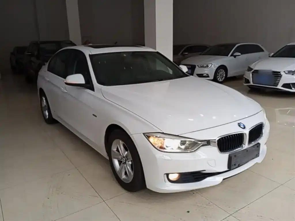 2014 BMW 3 Series 320i Fashion Edition — миниатюра 4