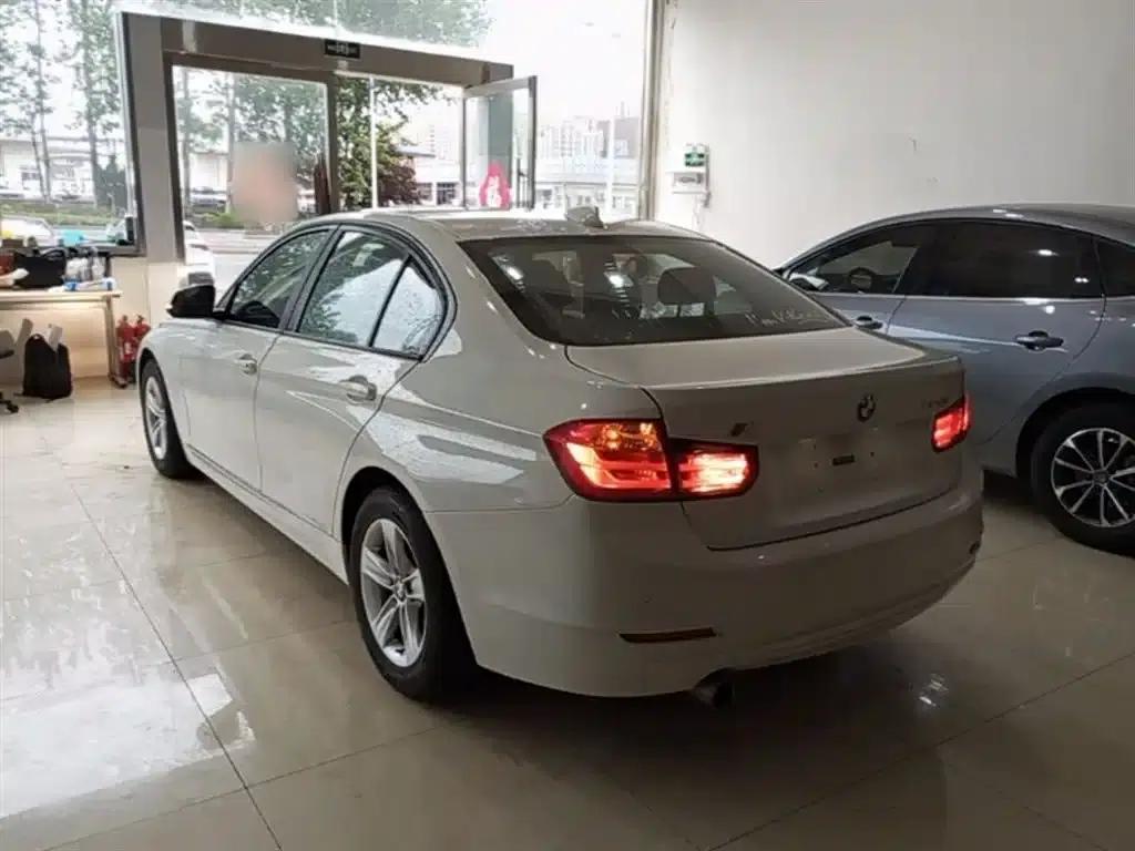 2014 BMW 3 Series 320i Fashion Edition — миниатюра 5