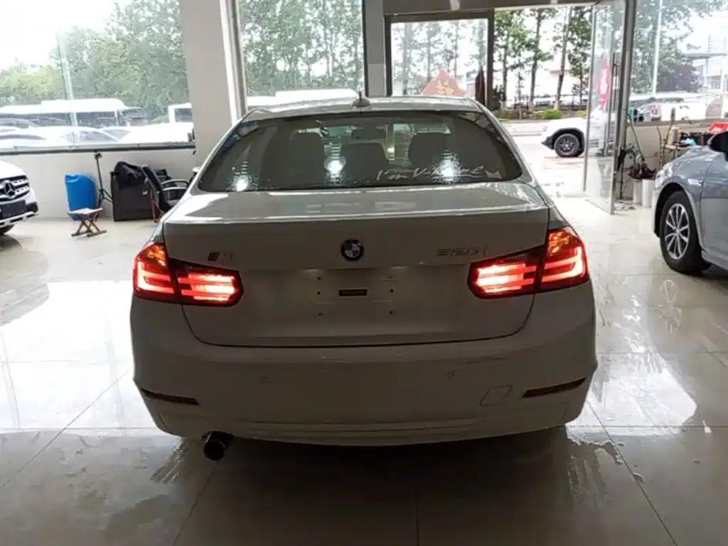 2014 BMW 3 Series 320i Fashion Edition — миниатюра 6