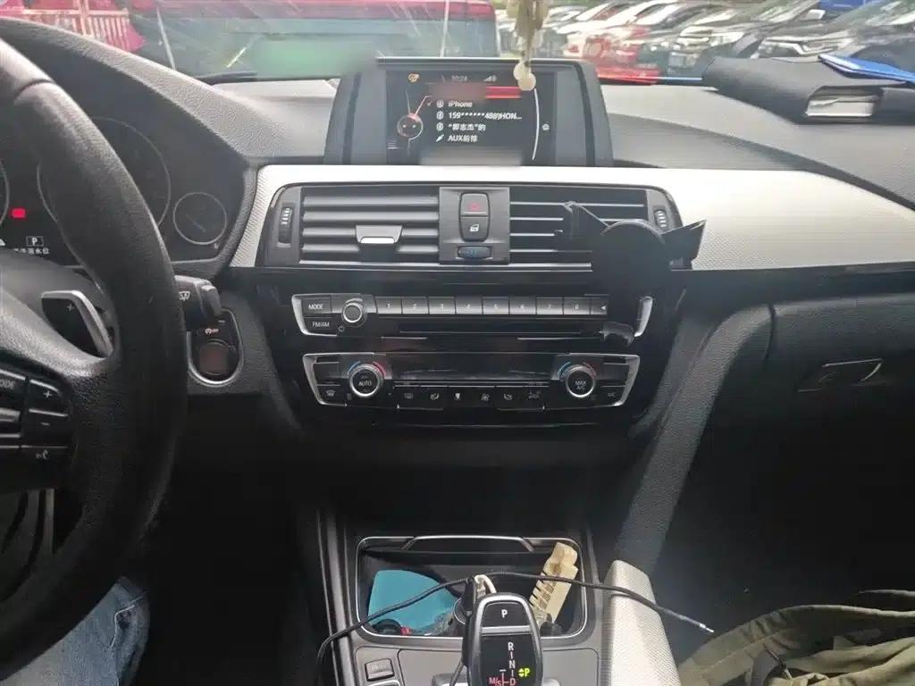 2017 BMW 3 Series 320i M Sport — миниатюра 6