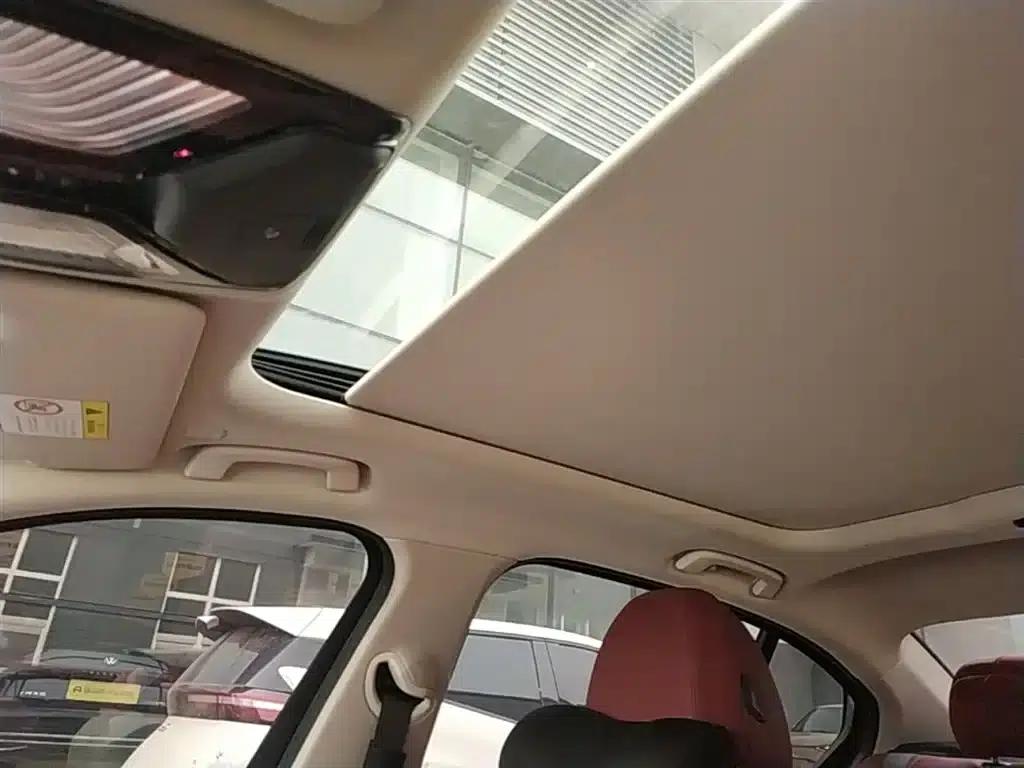 2024 BMW 3 Series 325Li M Sport Shadow Edition — миниатюра 18