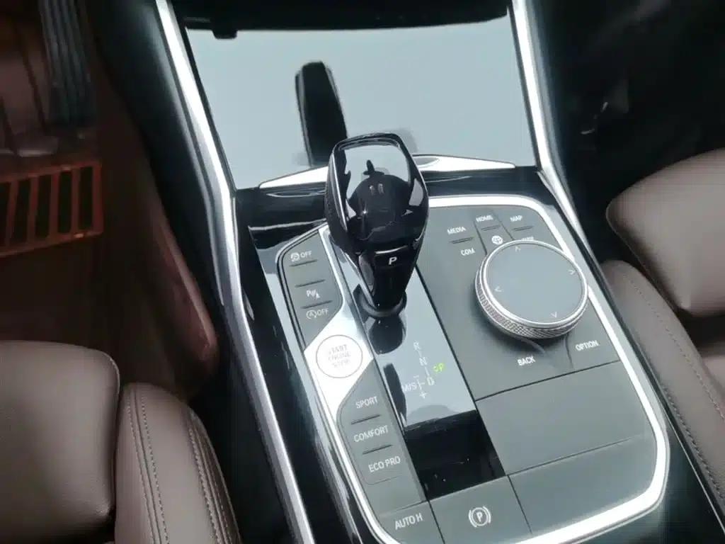BMW 3 Series 2020 325Li First Edition — миниатюра 14