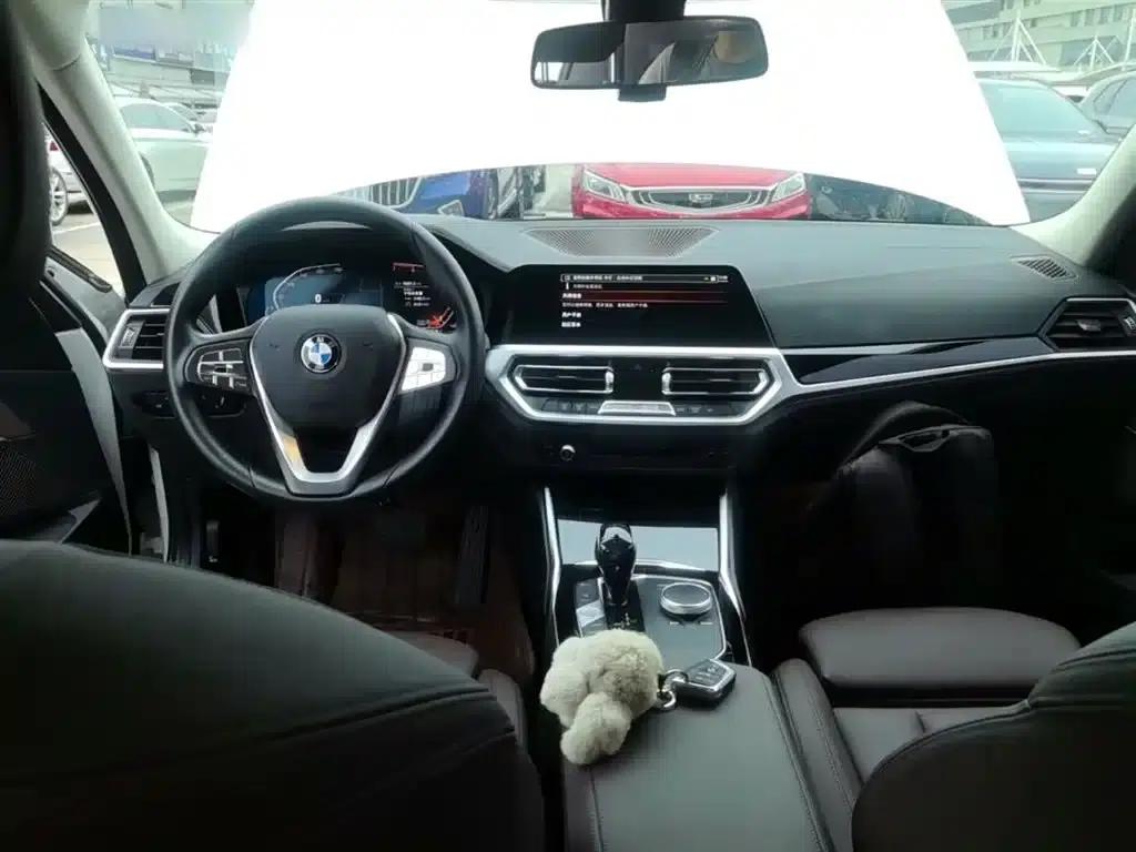 BMW 3 Series 2020 325Li First Edition — миниатюра 10