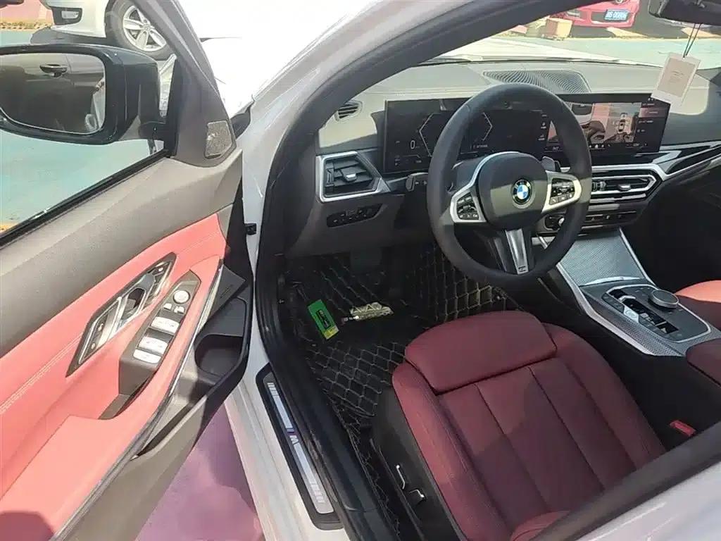 2024 BMW 3 Series 325i M Sport Shadow Edition — миниатюра 16