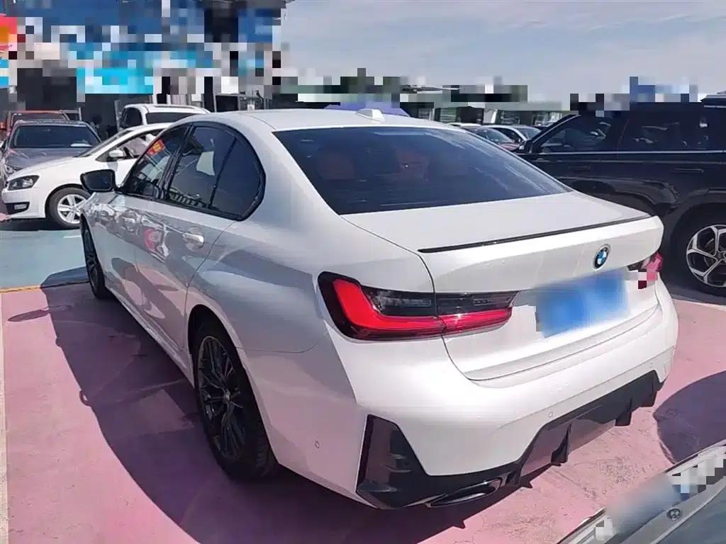 2024 BMW 3 Series 325i M Sport Shadow Edition — миниатюра 5