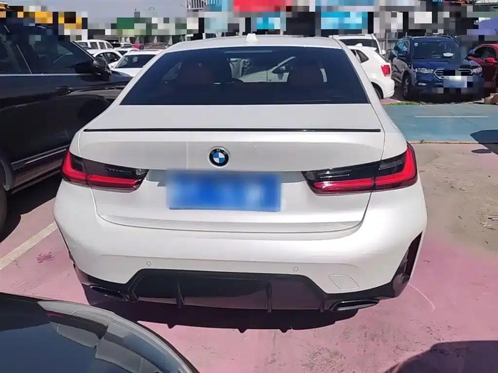2024 BMW 3 Series 325i M Sport Shadow Edition — миниатюра 6