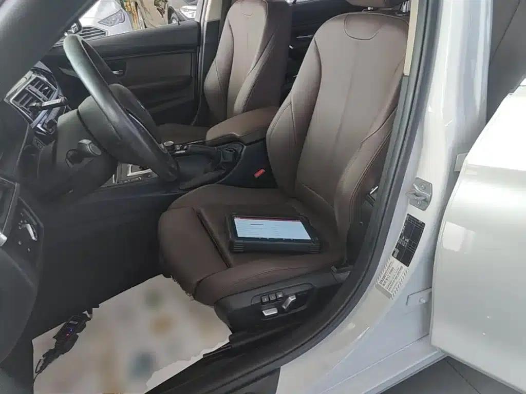 2018 BMW 3 Series 318Li — миниатюра 15